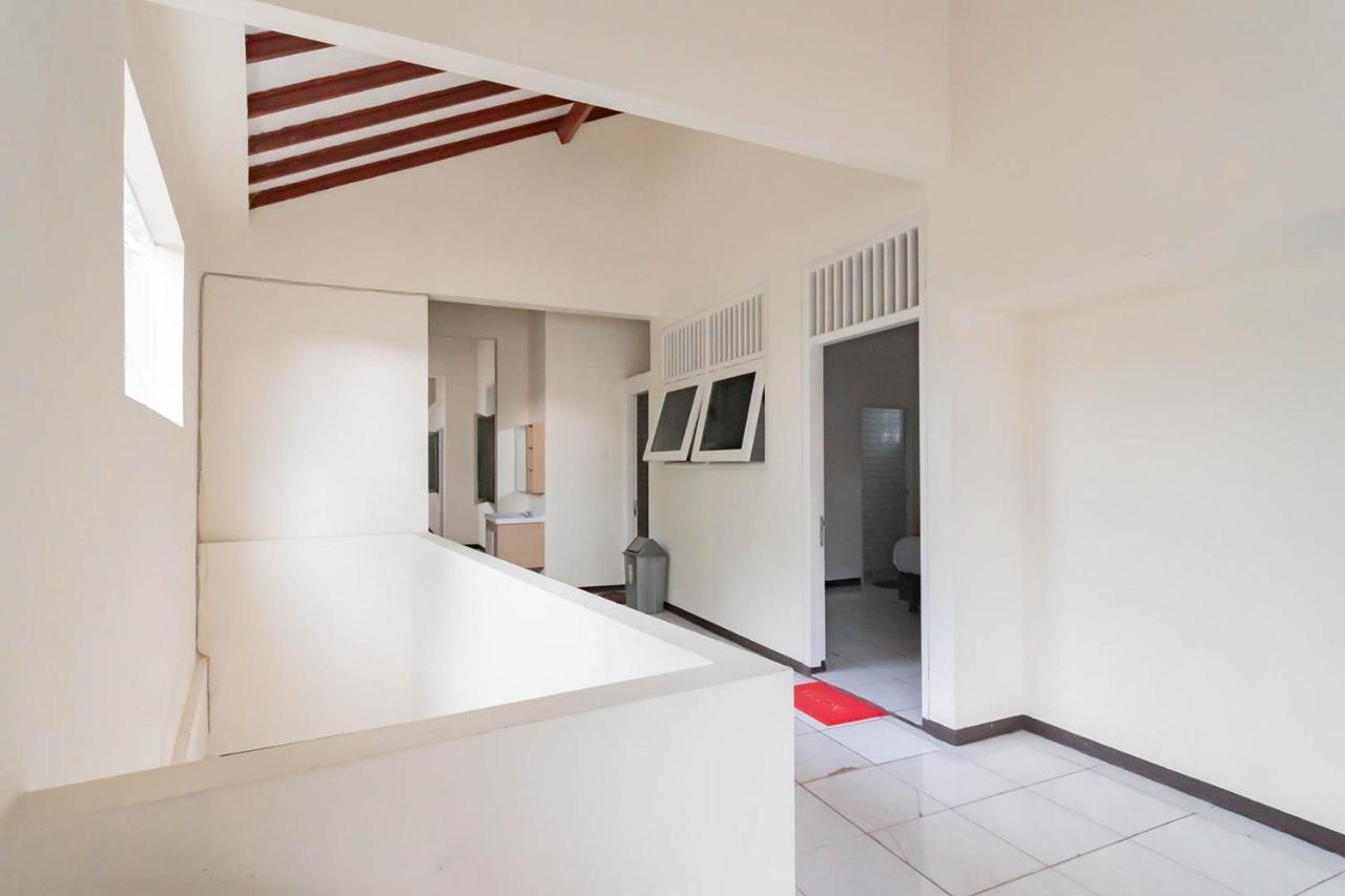 Reddoorz Plus @ Pakuan Residence Tajur Bogor Exterior foto